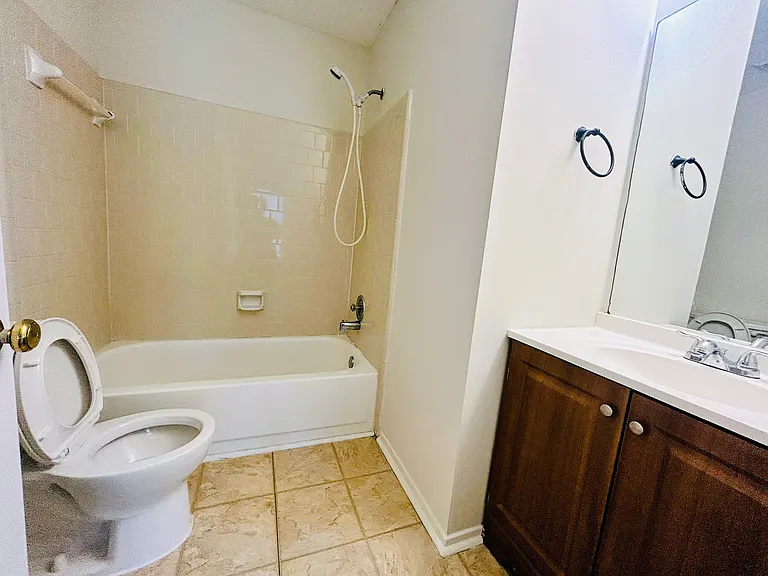 3198 Shadow Walk Ln — Photo 12