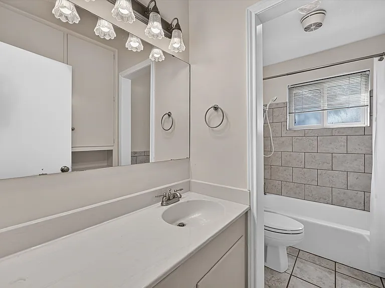 1306 Pueblo Ct — Photo 9