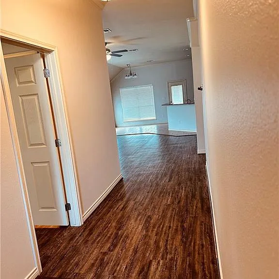 914 Crystal Dove Ave — Photo 6
