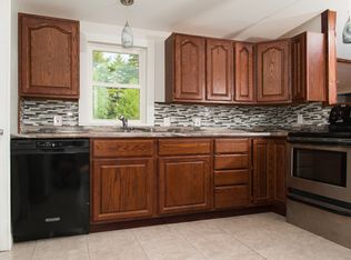 18 Pine View Ridge Rd, Boothbay, ME 04537