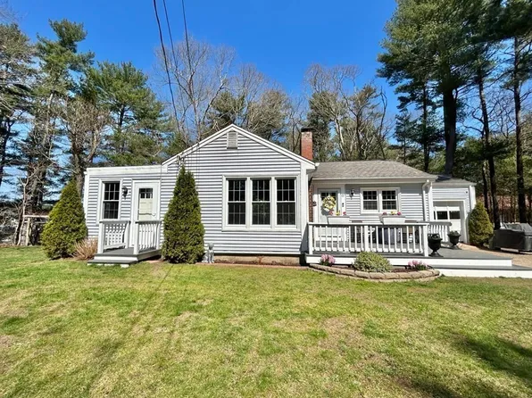 8 Randall Rd, Kingston, MA 02364