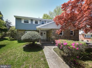 1500 Thornberry Rd, Wyncote, PA 19095