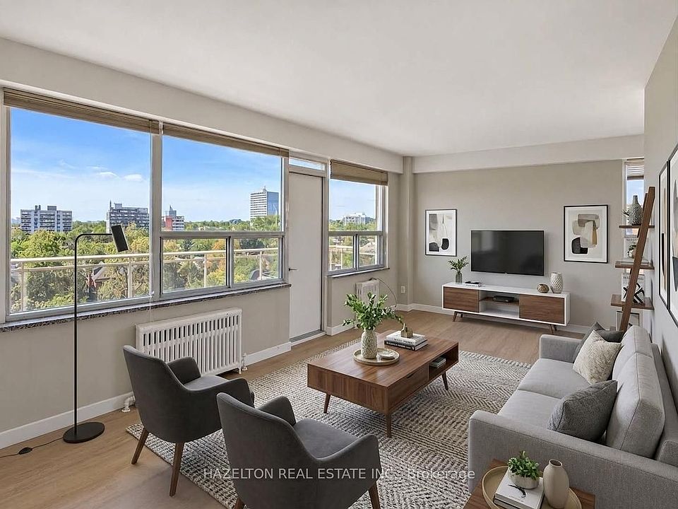 1st image of 206 Saint George St #706