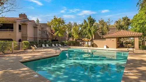 15151 N Frank Lloyd Wright Blvd Photo 1