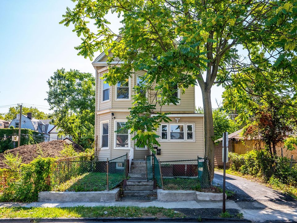 1st image of 116 N 15th St #1