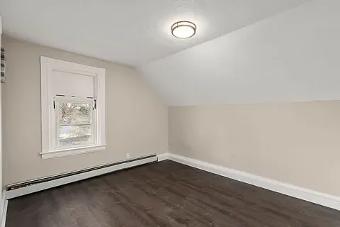 27 Dresser St #2 — Photo 12