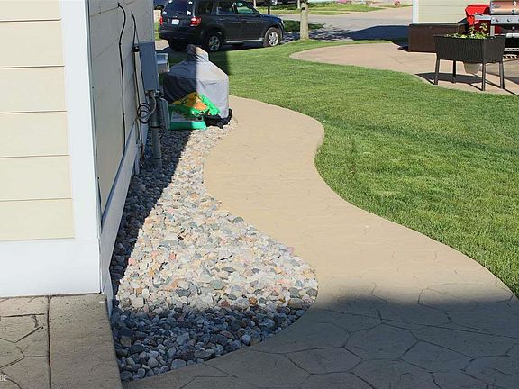 3rd image of 50425 Theodore Ln