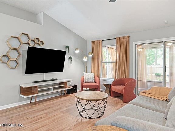 2nd image of 12511 WESTBERRY HIDEAWAY Lane