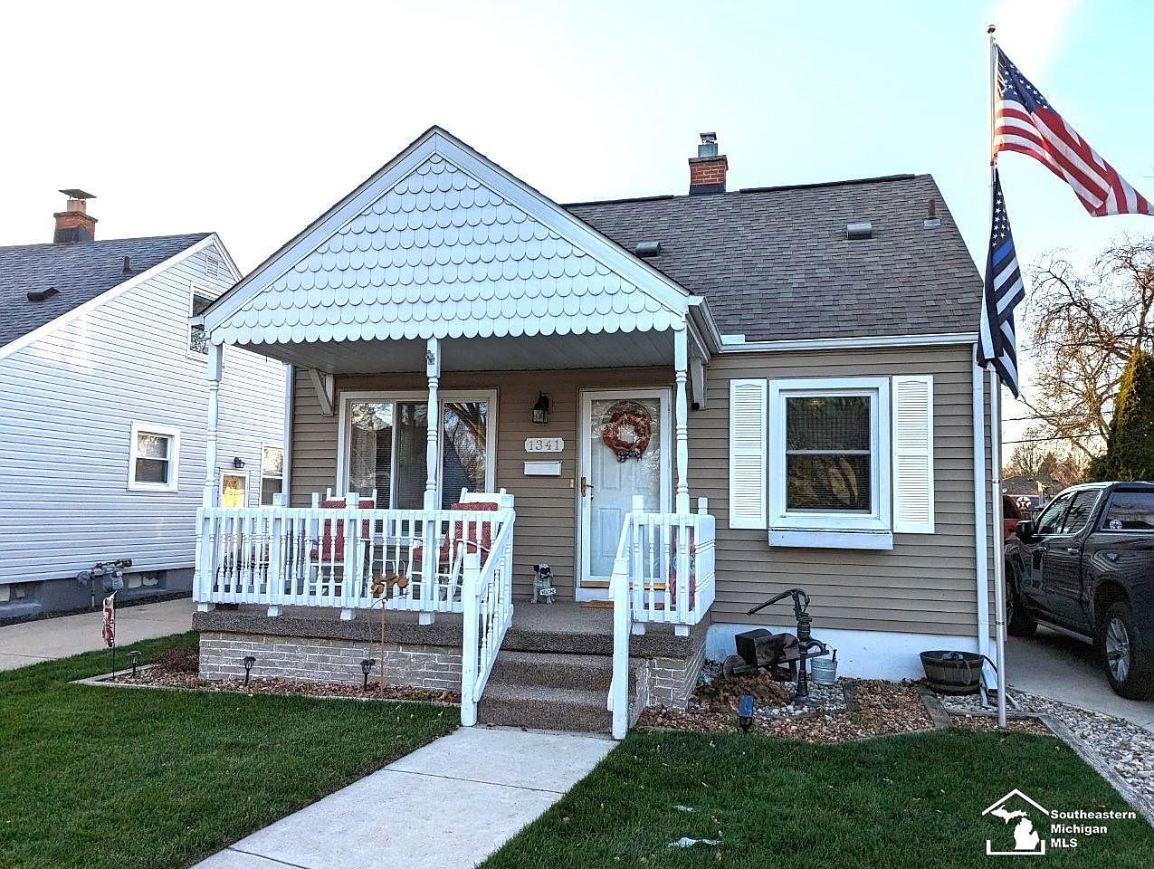 1341 Arbor Ave, Monroe, MI 48162 Zillow