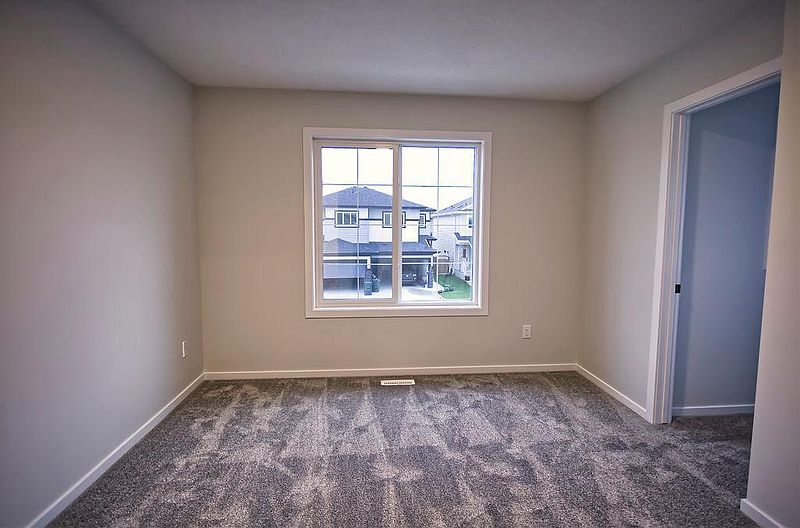 Spruce Grove House for rent - 3 Bedrooms — photo 21