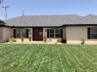 1220 E 2nd St, Dumas, TX 79029