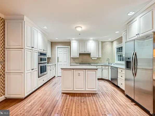 403 Brightwood Club Dr #403, Lutherville Timonium, MD 21093