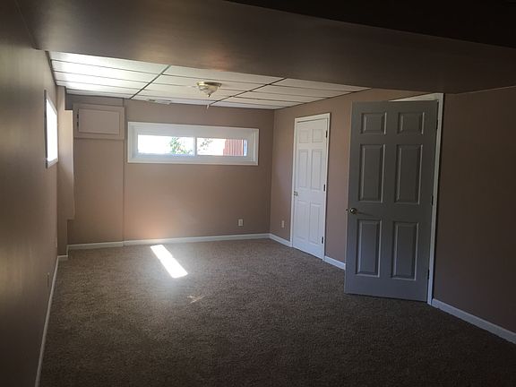 2nd image of 409 Fayette Cir