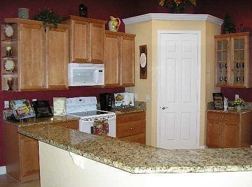 3rd image of 2578 SW Savona Blvd
