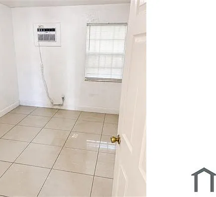 9620 NW 5th Ave — Photo 13