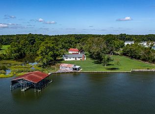 2998 Fairport Rd, Reedville, VA 22539