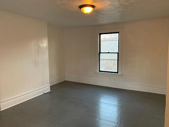 3rd image of 564 1st St