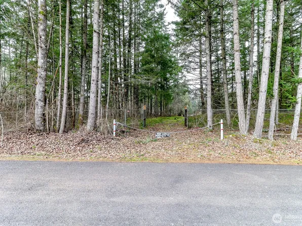 25414 48th Avenue E, Graham, WA 98338