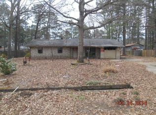 7821 Pat Ln, Mabelvale, AR 72103