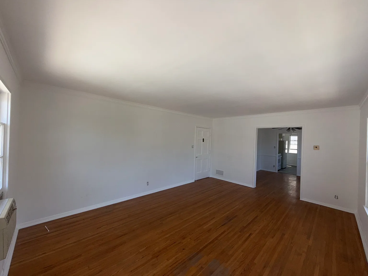 2 bed, 1000 sqft, $2,950 — Photo 3