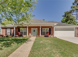 35 Ann St, Moundville, AL 35474