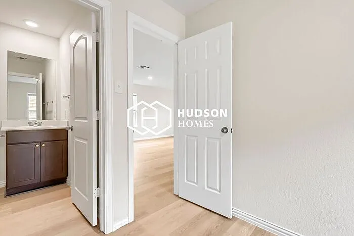 1600 Lucile Ave — Photo 10