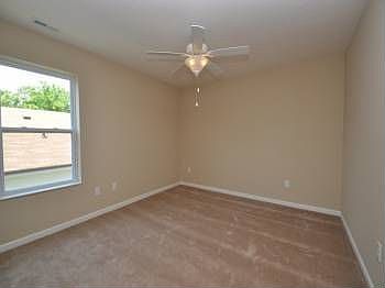 2nd image of 1402 Cedar Ave