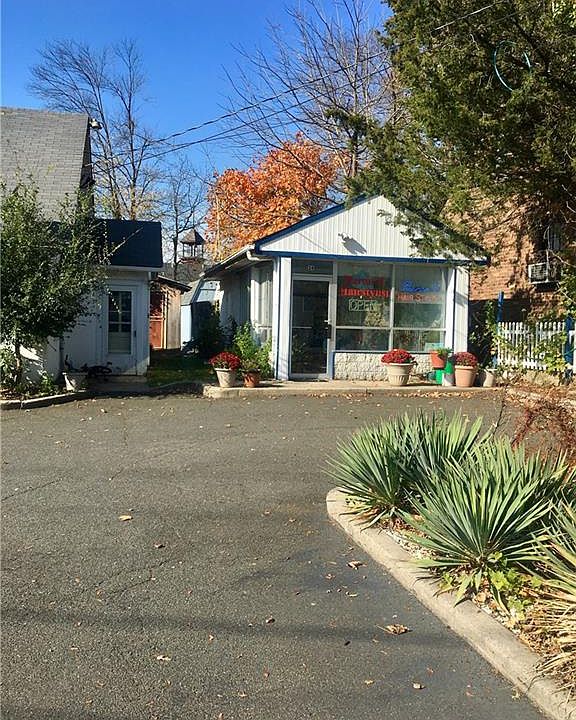 2nd image of 24 3rd St