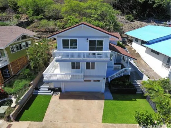 1098 Kahului St, Honolulu, HI 96825