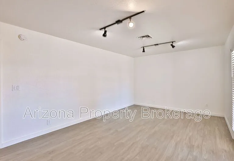 3009 E Caballero St — Photo 18