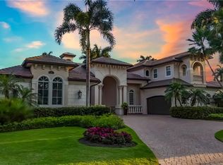 480 Wedge Dr, Naples, FL 34103