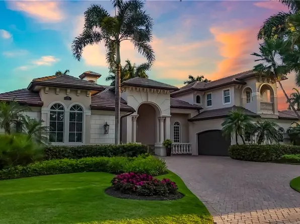 480 Wedge Dr, Naples, FL 34103