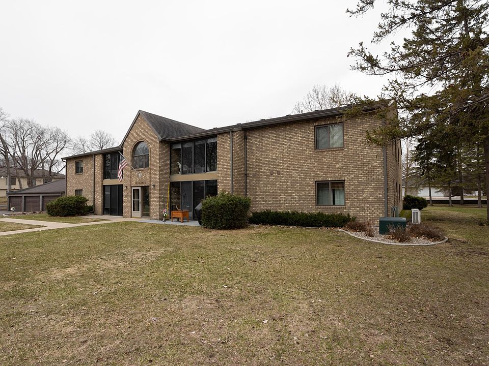 1st image of 1830 Nodaway Dr #204
