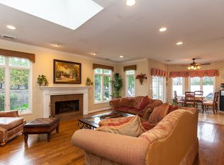 35 Ivy Dr, Jericho, NY