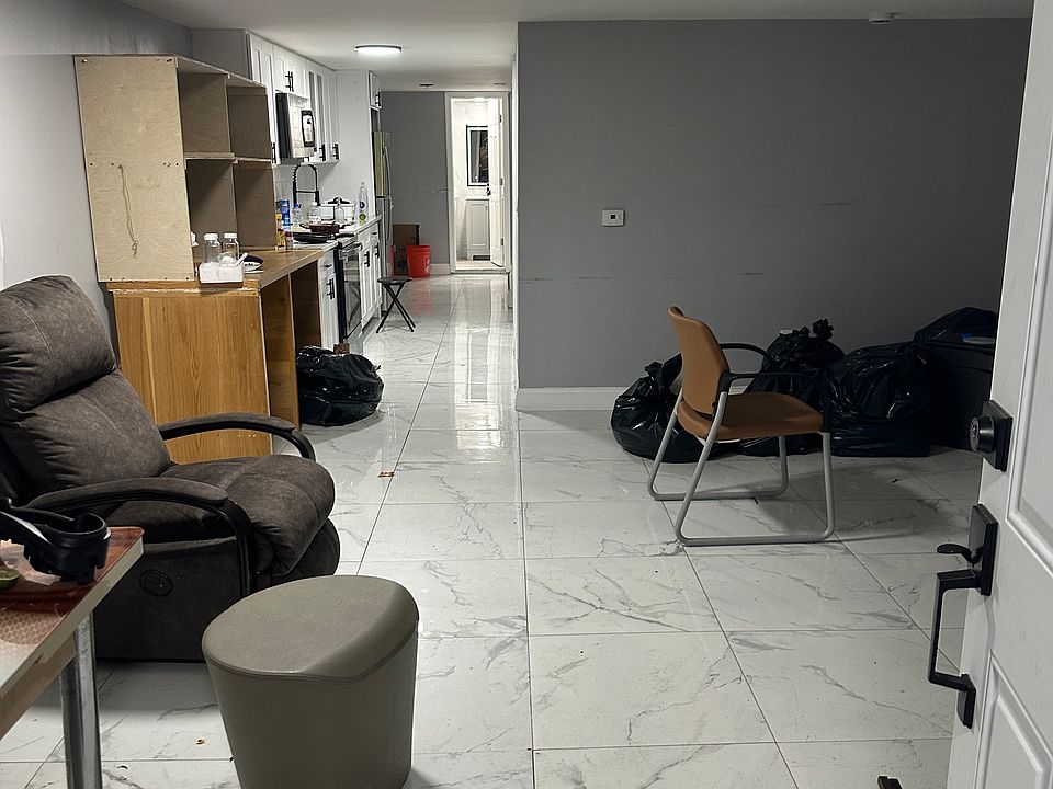 1st image of 1155 Fteley Ave #Basement