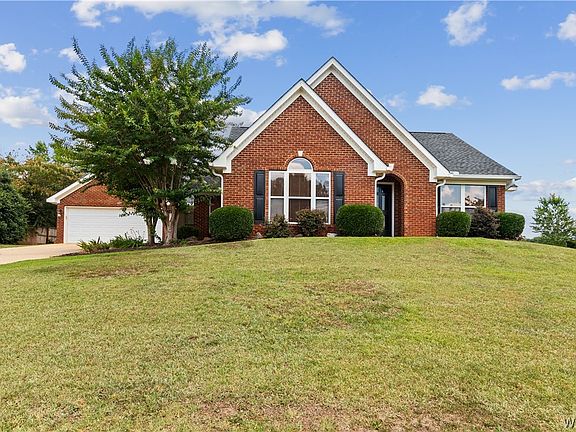 2nd image of 15572 Brookstone Dr