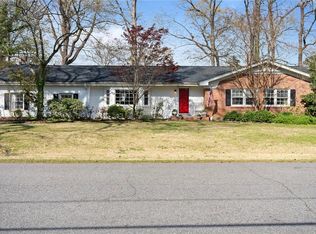 4724 Hermitage Rd, Virginia Beach, VA 23455