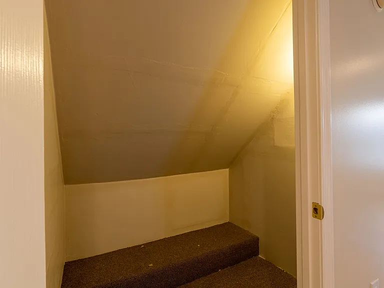 158 Burnet St — Photo 52