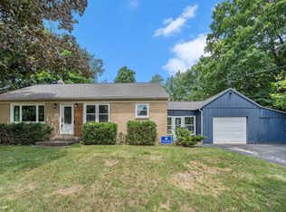 718 Pleasant Ave, Kalamazoo, MI 49008