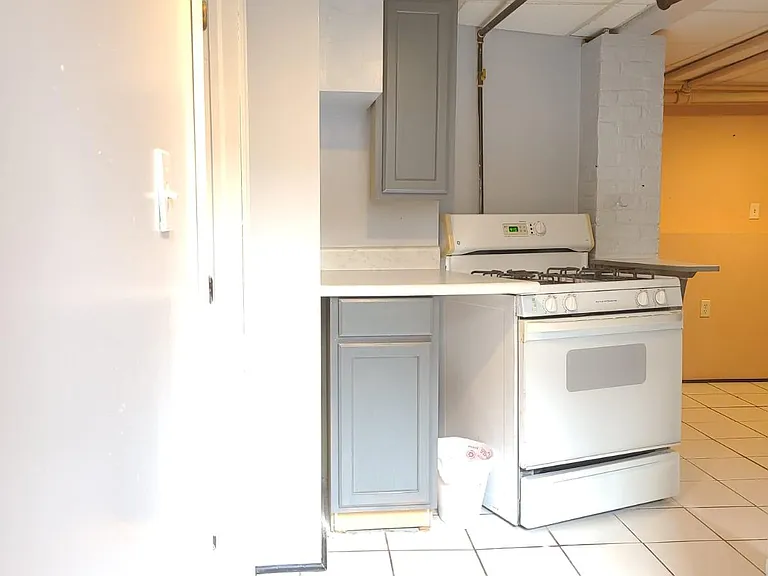 454 Conover Ter #BASEMENT — Photo 5