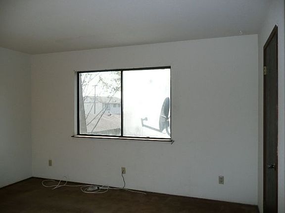 3rd image of 27501 Huntwood Ave APT 4