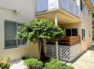 10737 Francis Pl, Los Angeles, CA 90034