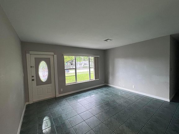 4th image of 6220 SW 16th Street