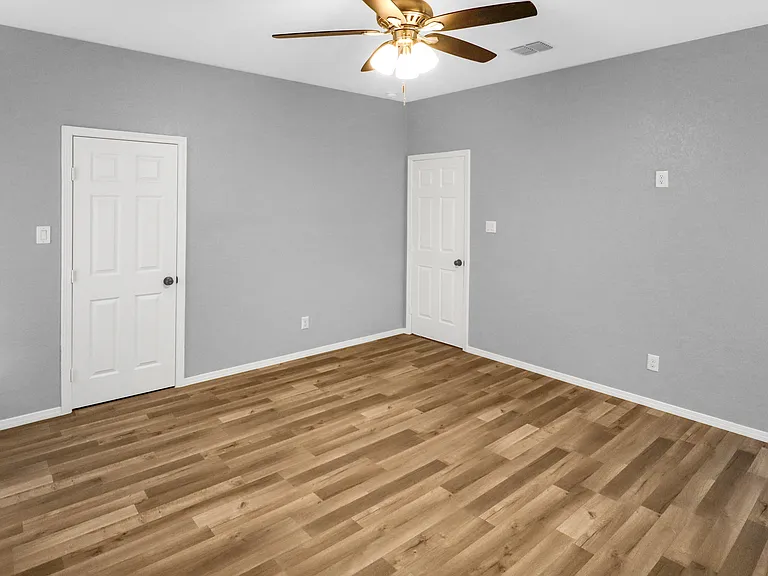 1416 Skyline Hls — Photo 20