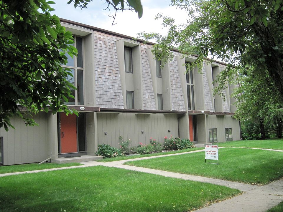 1st image of 3009 Grove Ave #3