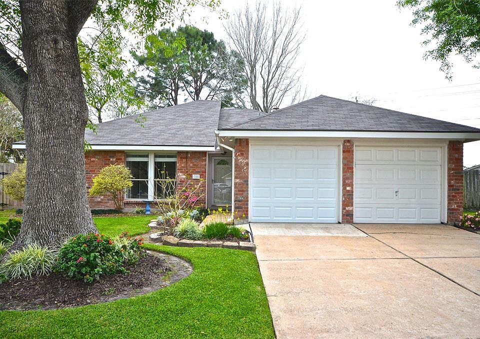 1st image of 306 Village Creek Dr