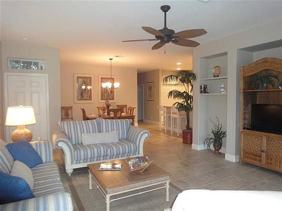 1st image of 8768 Stockbridge Dr