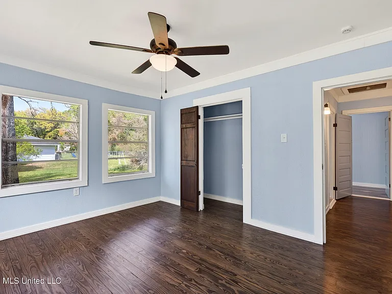 612 N Wright Ave — Photo 23