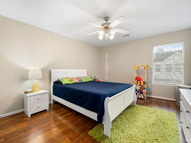 24647 Hampton Lakes Dr — Photo 28