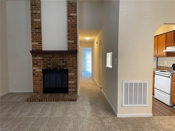 3rd image of 5595 Baccalaureate Dr